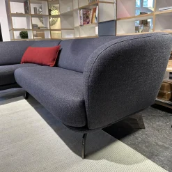 Leolux Wohnlandschaften|Ecksofas|Ecksofa Flint Stoff Varese Bleu Grau Blau Füße Rauchchrom