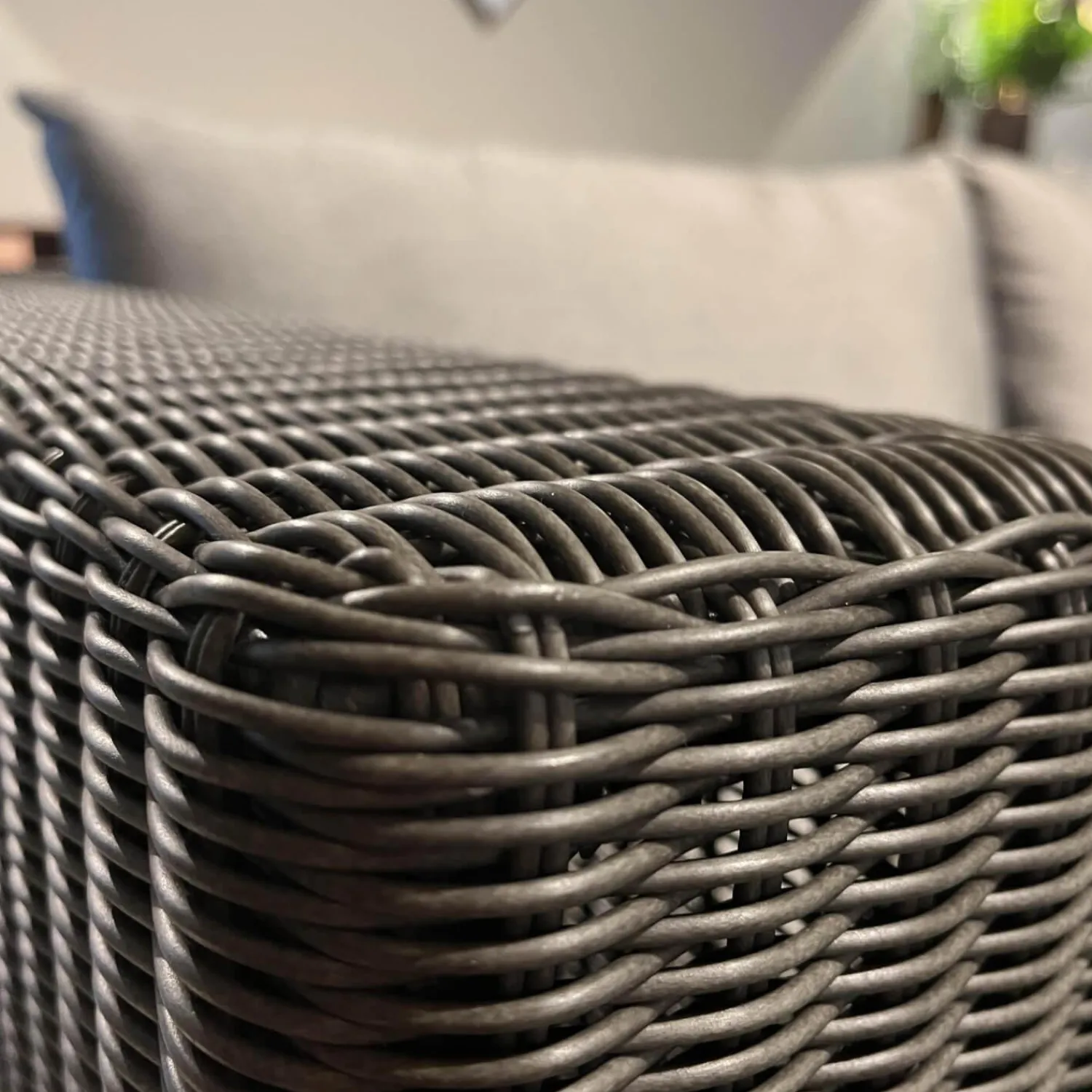 Stern Loungemöbel|Ecksofa Fontana Outdoor Geflecht Basaltgrau Bezug Seidengrau Gestell Aluminium