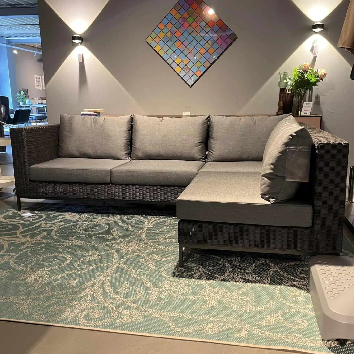 Stern Loungemöbel|Ecksofa Fontana Outdoor Geflecht Basaltgrau Bezug Seidengrau Gestell Aluminium