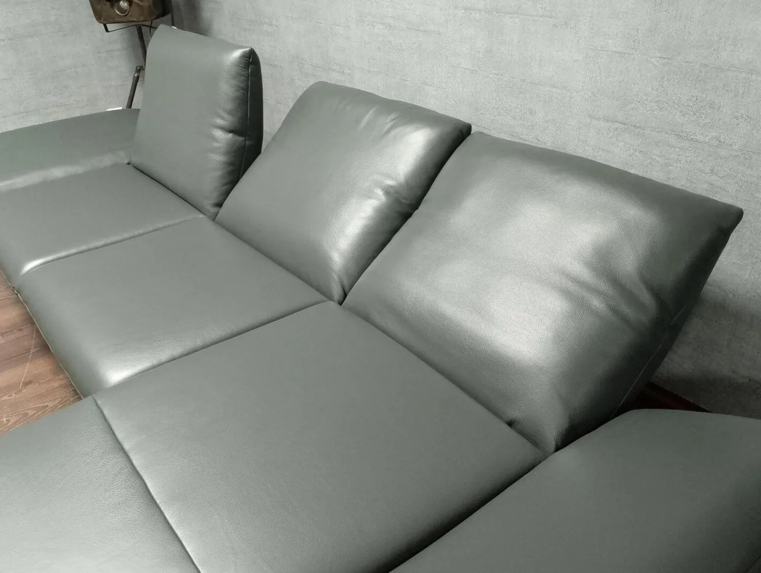 Koinor Ecksofas|Ecksofa Francis Leder C Classic Pepper Grau Metallkufe Nickel