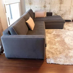 Christine Kröncke Ecksofas|Ecksofa Gatsby Fest Smart-Back Stoff Djakarta Graphit mit Kissen