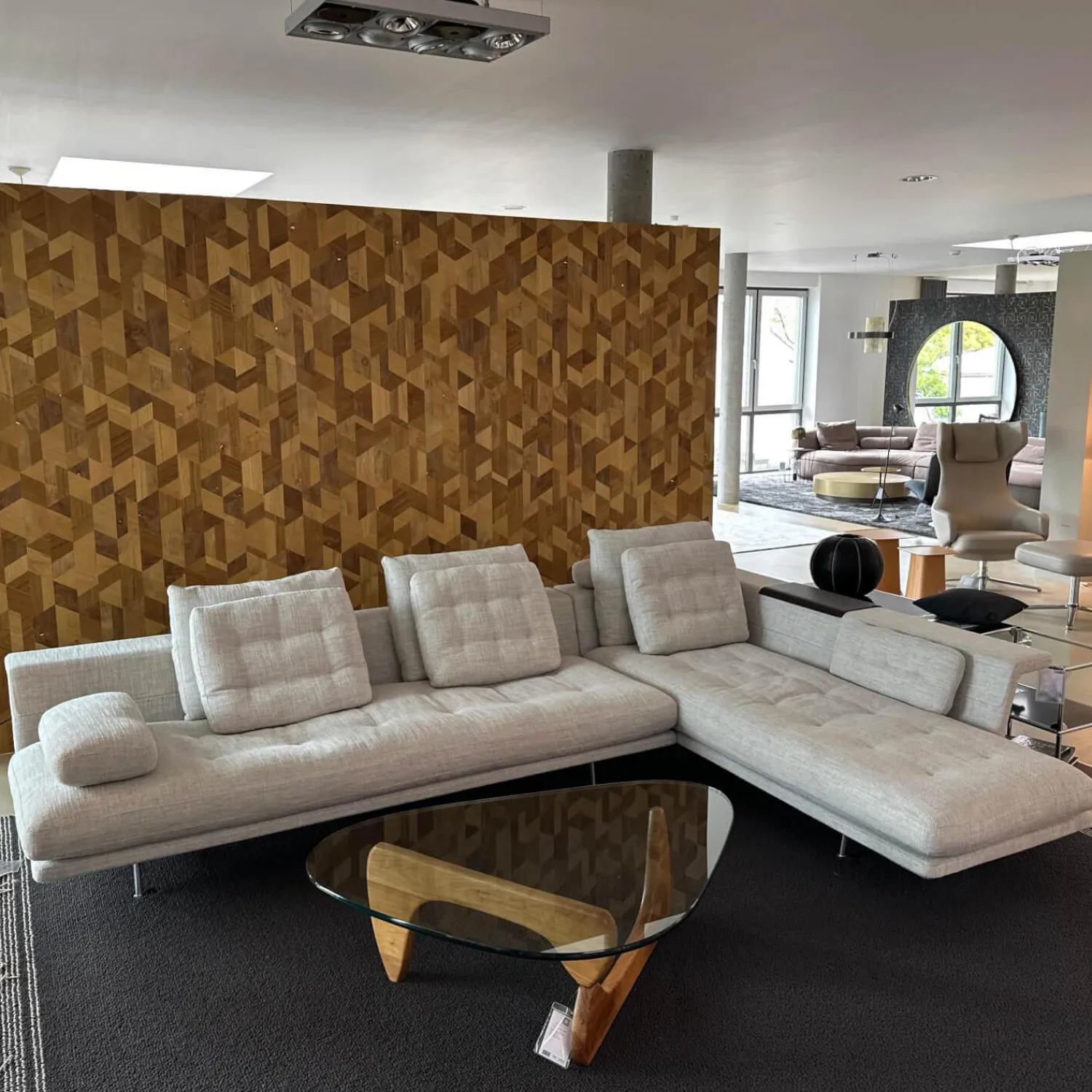 Vitra Ecksofas|Ecksofa Grand 3 Stoff 240 Corsaro Stone Melange Beige Füße Aluminium Poliert Inklusive Längliches Tablett Tray