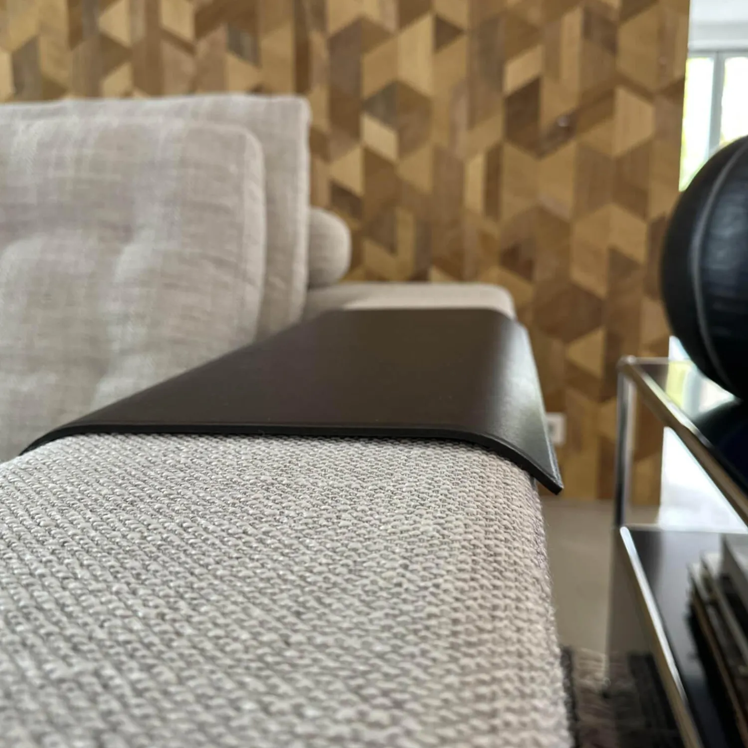 Vitra Ecksofas|Ecksofa Grand 3 Stoff 240 Corsaro Stone Melange Beige Füße Aluminium Poliert Inklusive Längliches Tablett Tray