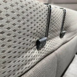 Polipol Ecksofas|Ecksofa Larus Stoff Fabiola Desert Grau Creme Gestell Stahl Füße Holz Lackiert Inklusive Elektrischer Liegefunktion 2 Kopfstützen Und 2 Kissen