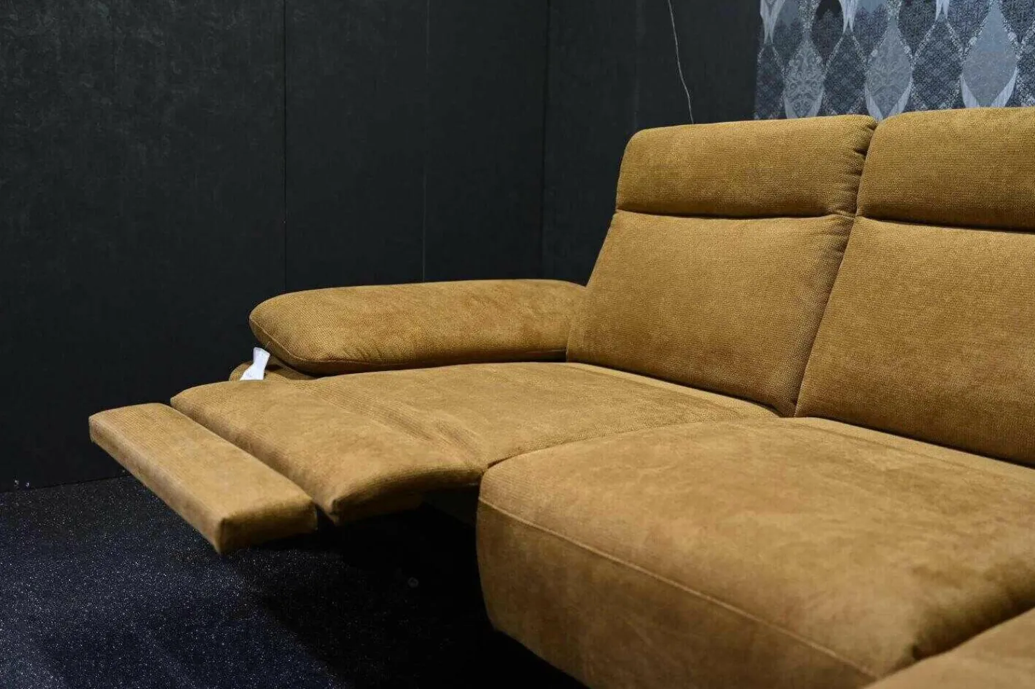 DFM Ecksofas|Ecksofa Lennox Stoff Regain 23 Ocre Braun mit Elektrischer Relaxfunktion und Sitztiefenverstellung