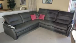 Hukla Ecksofas|Ecksofa Marlon Leder Cloudy Grey Grau Fuß Aluminium Mit Relaxfunktion Und Motorischer Kopfteilverstellung Inklusive 3 Kissen