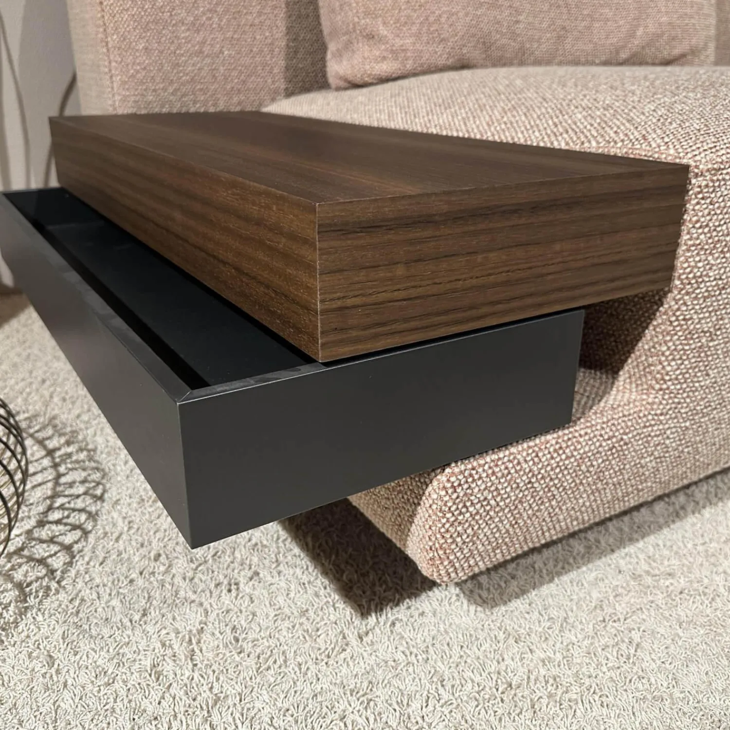 Molteni & C Wohnlandschaften|Ecksofas|Ecksofa Marteen Stoff ZF673 Rosa Untergestell Zinn mit Couchtisch