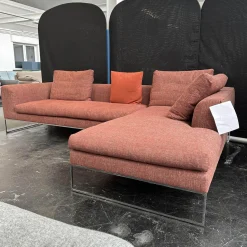 COR Ecksofas|Ecksofa Mell Lounge Stoff 9202 Dunkelrot Fußrahmen Verchromt mit 3 Rückenkissen