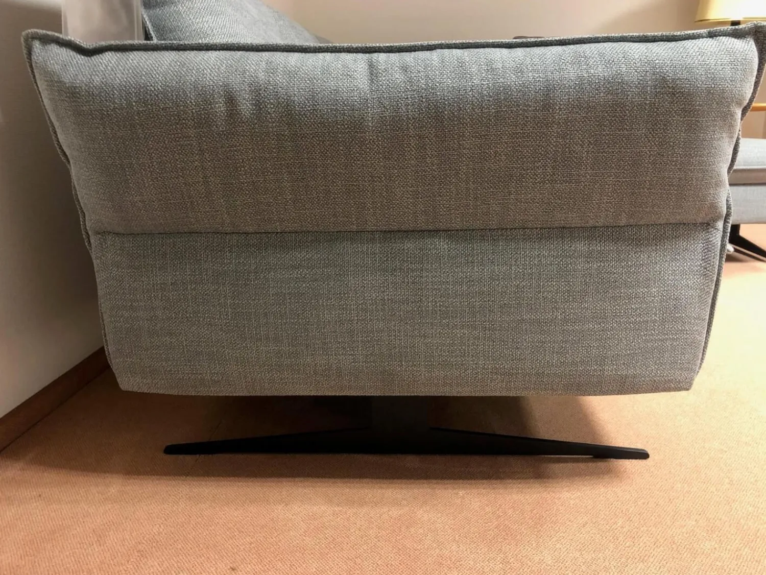 Carina Ecksofas|Ecksofa Modell 1043 Stoff Picasso Stone Grau PG 3 mit Kopfstütze und Nierenkissen