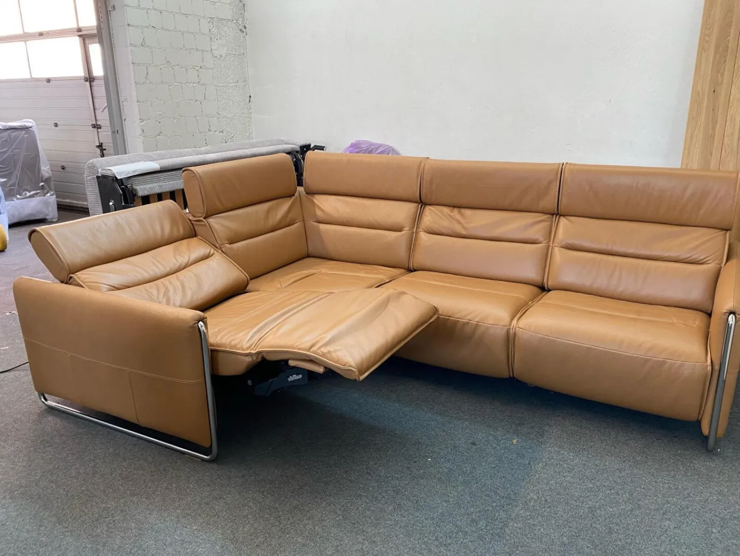Stressless Ecksofas|Ecksofa Modell Emily iLeder Cori Farbe Caramel Metall Armlehne Chrom mit Power Funktionen