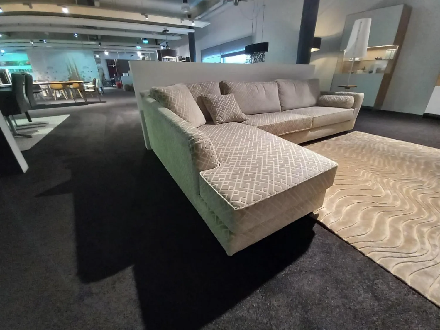 Pol 74 Ecksofas|Ecksofa Monaco Bezug Stoff 2710-01 Clark Grau Füße Massivholz Gebeizt Inklusive Kissen