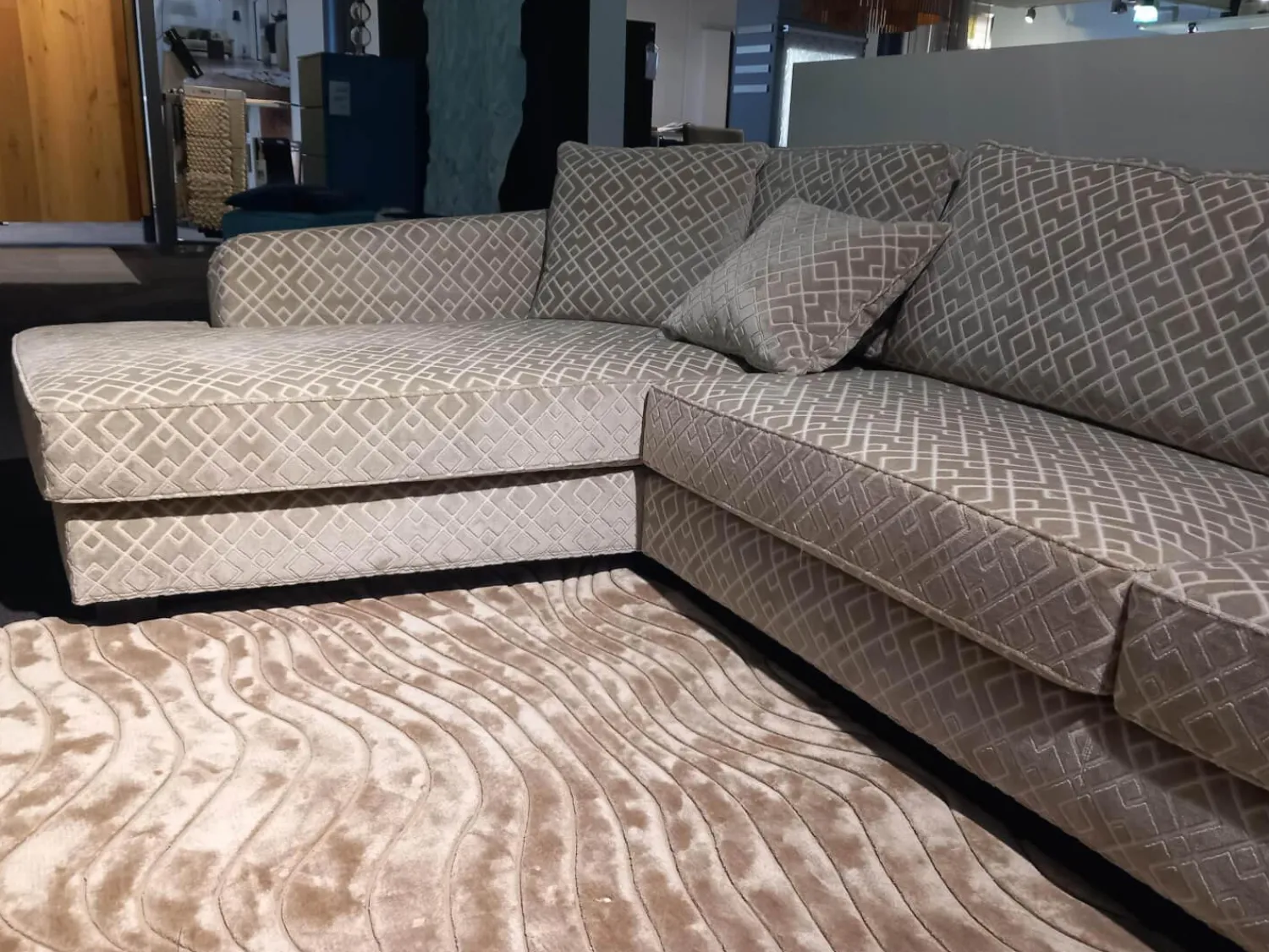Pol 74 Ecksofas|Ecksofa Monaco Bezug Stoff 2710-01 Clark Grau Füße Massivholz Gebeizt Inklusive Kissen