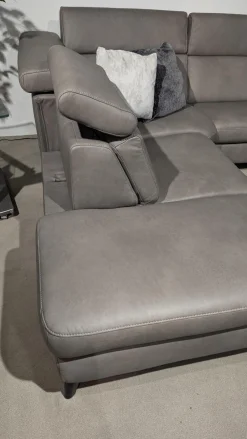 Polsteria Ecksofas|Ecksofa Motion IV Leder LL Evita Smoke Grau Metallfuß Schwarz Mit Tisch Und Kissen