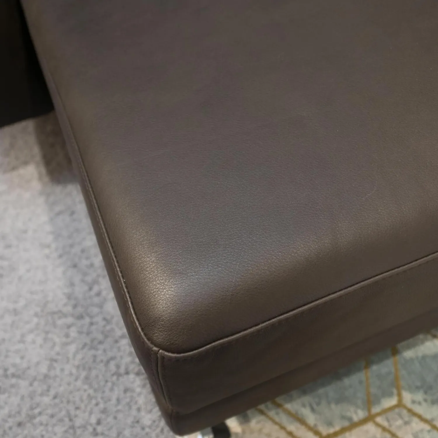 Brühl Ecksofas|Ecksofa Moule Leder Taron 5668 0022 Braun Kufen Chrom Verstellbar