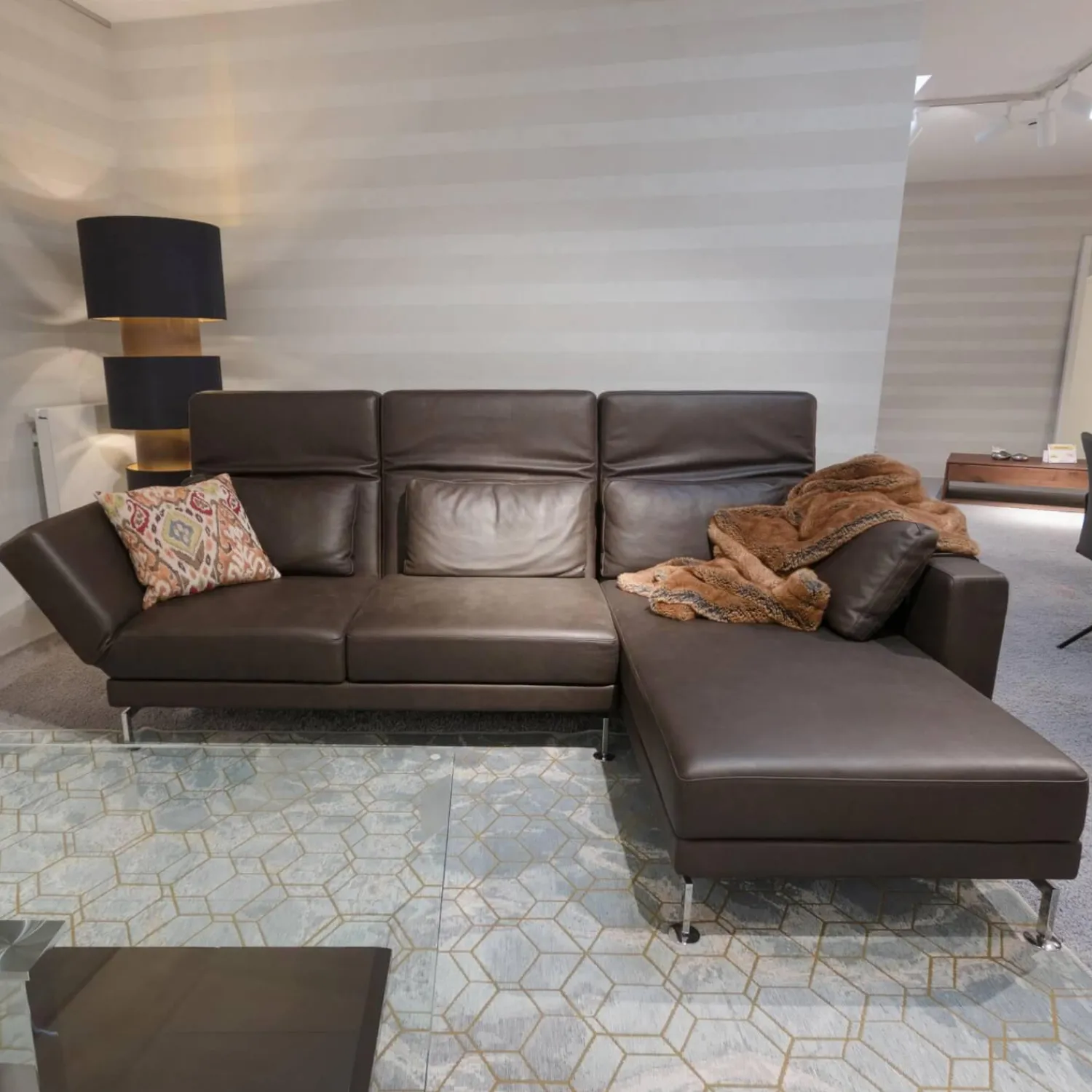 Brühl Ecksofas|Ecksofa Moule Leder Taron 5668 0022 Braun Kufen Chrom Verstellbar