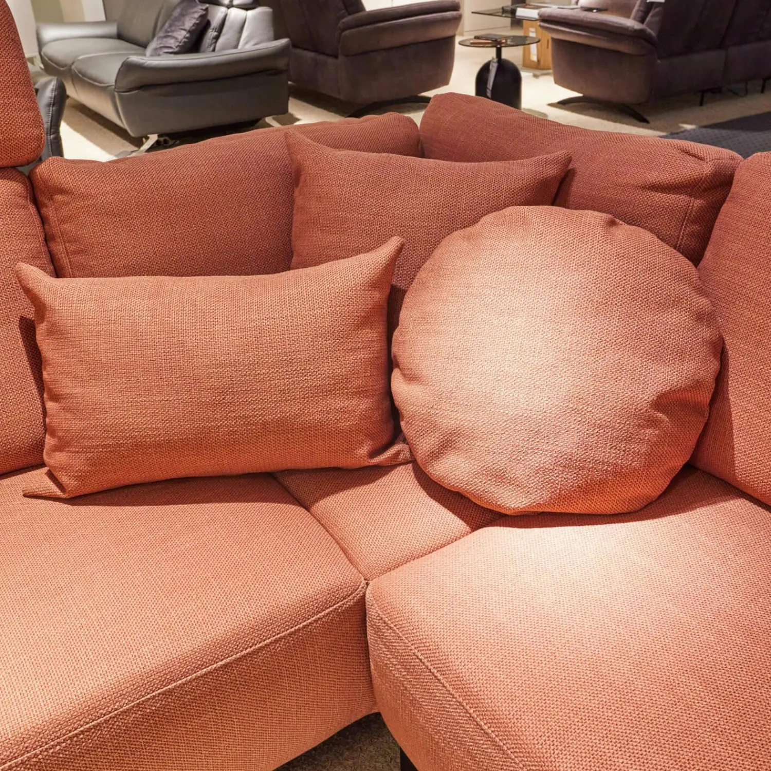Musterring Ecksofas|Ecksofa MR 4530 Stoff Picasso Peach Orange Rot Metallfuß Schwarz Matt Mit Kissen Inklusive 2 Kopfstützen XL