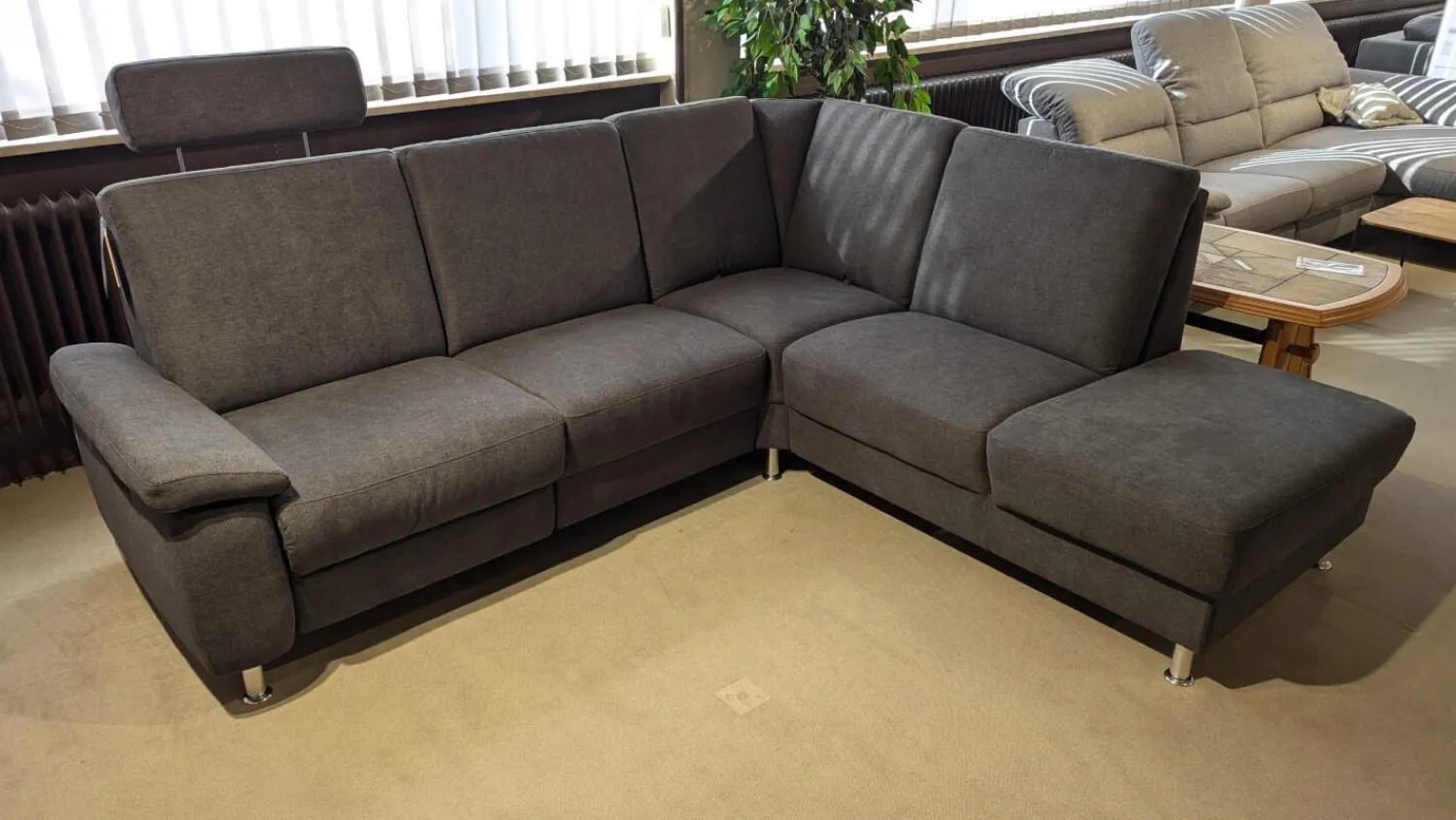 Arco Ecksofas|Ecksofa Nassau Stoff Denise Grau 5697.026 Füße Chrom