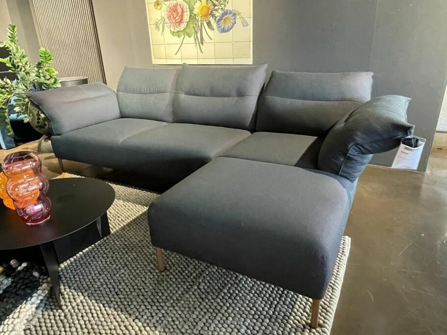 Hay Ecksofas|Ecksofa Pandarine Stoff Fiord 981 Grau Gestell Walnuss Geölt