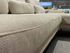 set one by Musterring Ecksofas|Ecksofa SO 3600 Stoff Calido Natur SG2 Metallfuß Schwarz mit Kissen und Sitztiefenverstellung