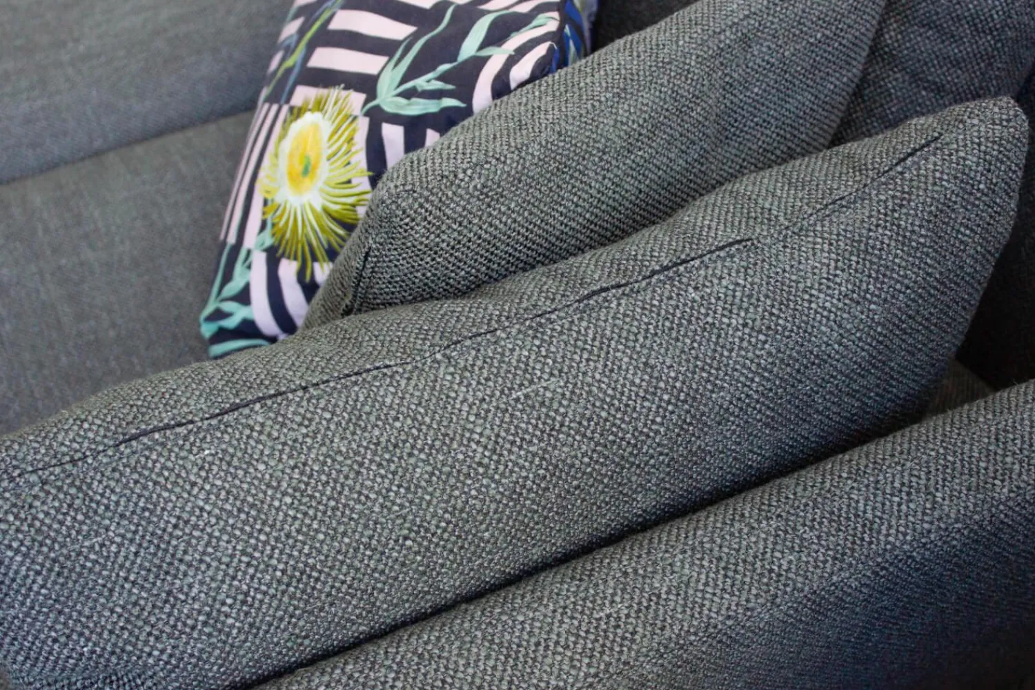 Vitra Ecksofas|Ecksofa Sofa Stoff Corsaro Graphit Melange Grau mit 6 Kissen