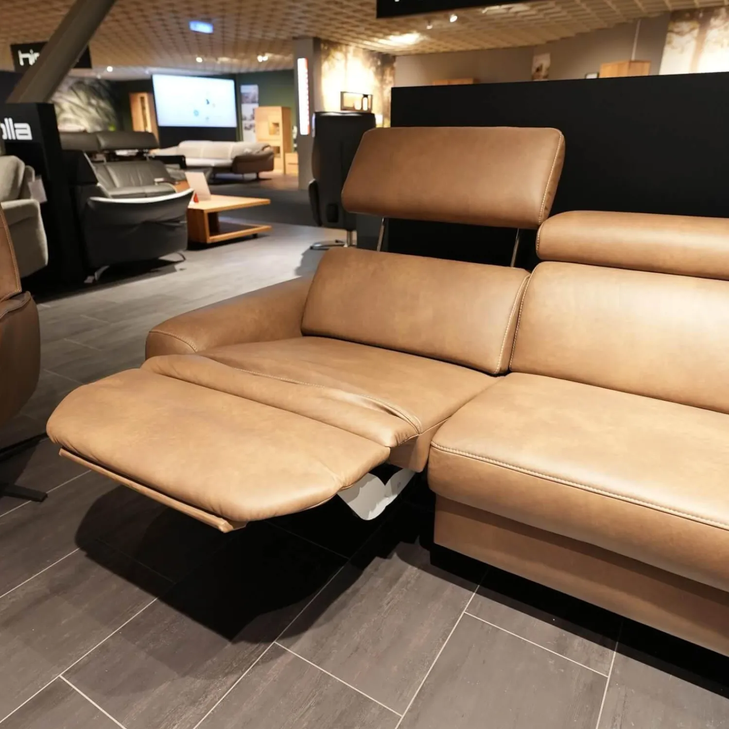 himolla Polstergruppen|Ecksofa Spektra 1180 Leder 24 Wüste Braun Metallkufe Metall Anthrazit Mit Verstellung Und Sessel