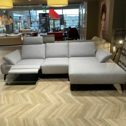 DFM Ecksofas|Ecksofa Theodor Stoff Catona Beige mit motorischer Verstellung und 1 Kopfstütze