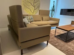 Brühl Ecksofas|Ecksofa Tomo Soft Stoff 3677 20 Braun Gestell Buche Gebeizt Nussbaum Dunkel Und Metall Schwarz Inklusive Kissen