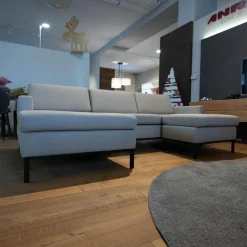 Brühl Ecksofas|Ecksofa Tomo Taron 5668 40 Grau Grün Metalluntergestell Schwarz Pulverbeschichtet Mit Hocker