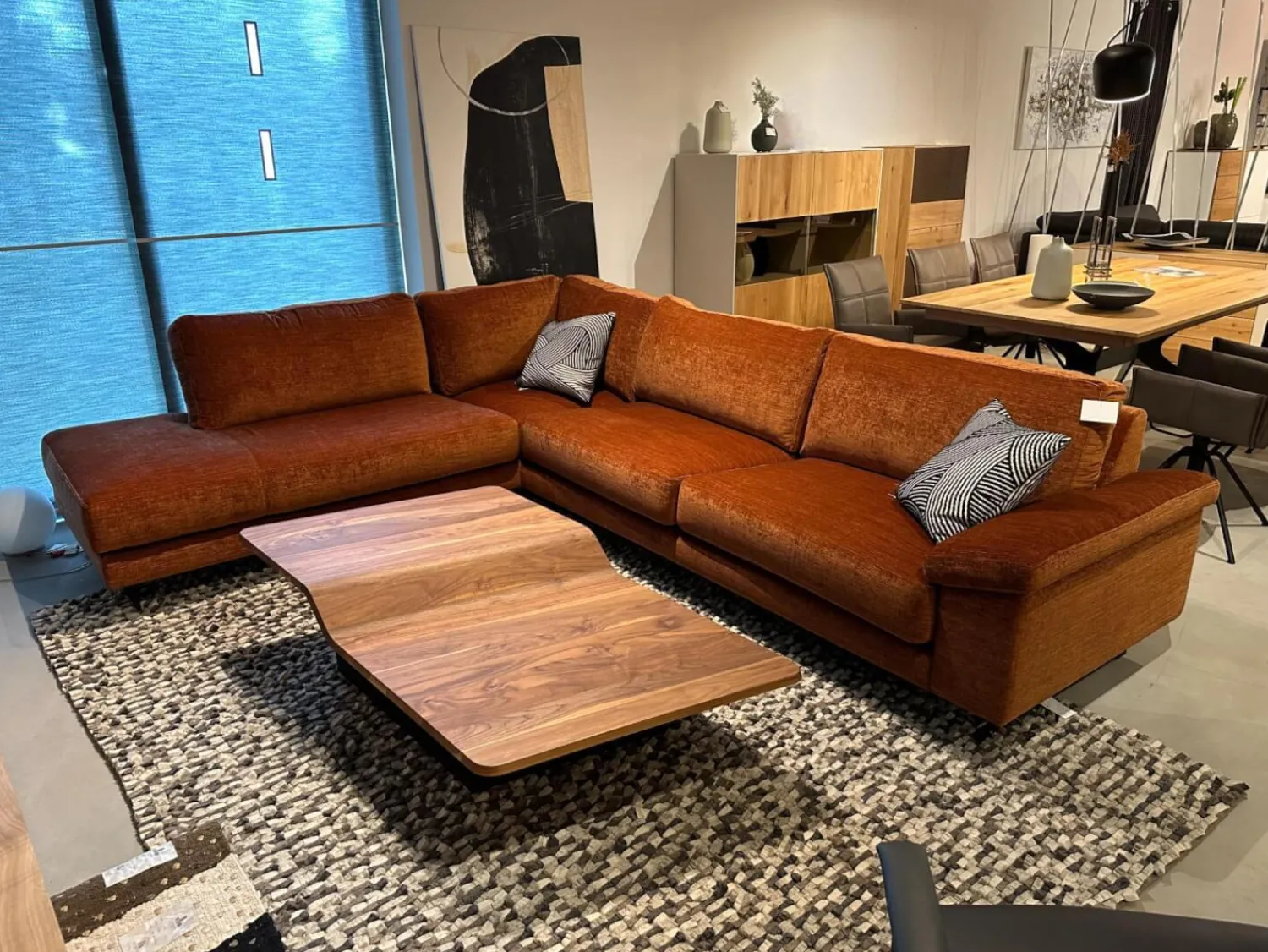 Violetta Ecksofas|Ecksofa Vita 14 Stoff Verotex Hawk 20 Canyon Kupfer Orange Kufe Schwarz Ohne Dekokissen
