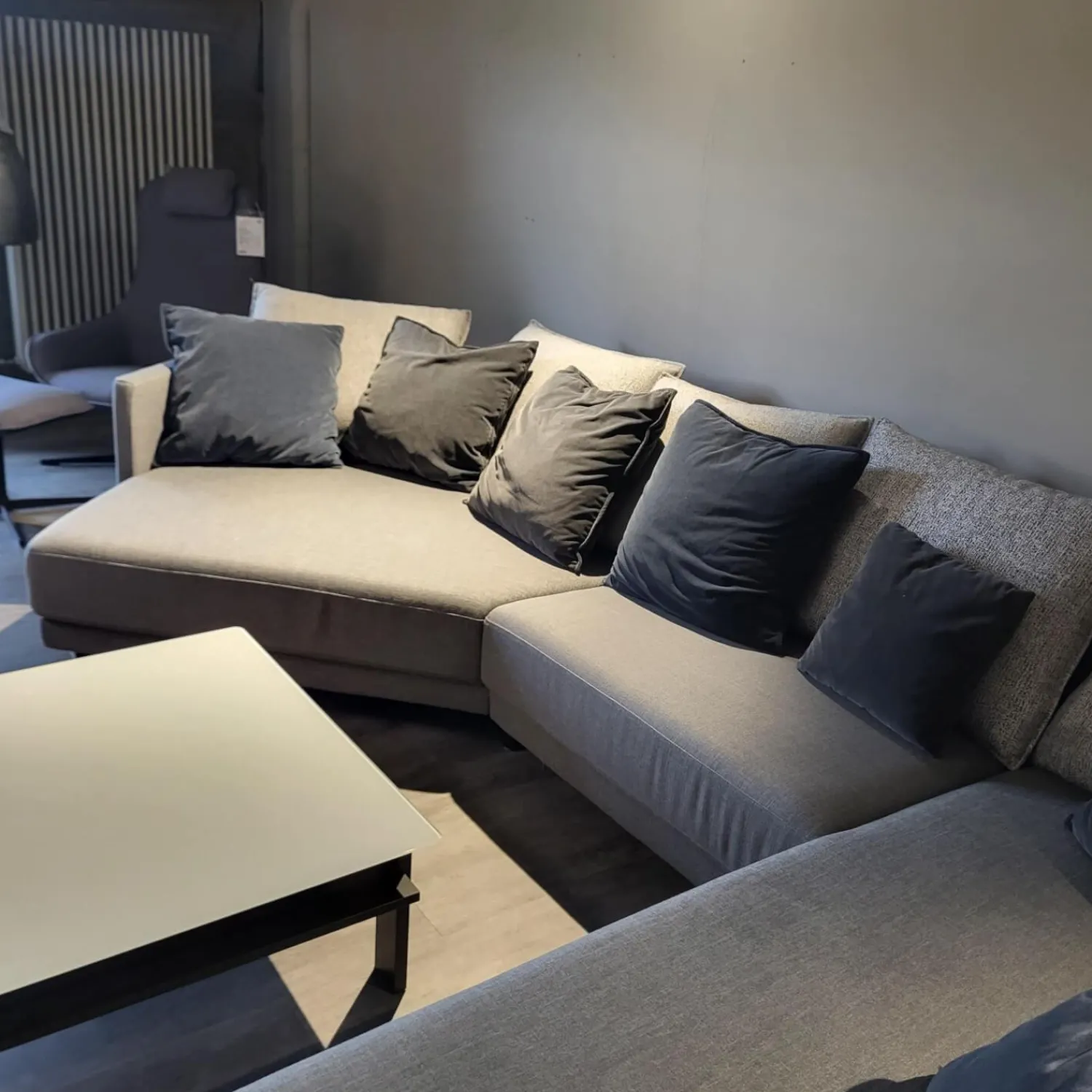 Rolf Benz Wohnlandschaften|Ecksofa Wohnlandschaft Onda Bezug Stoff 05.464 Eisengrau Füße Massivholz Eiche Schwarz Gebeizt Inklusive Kissen