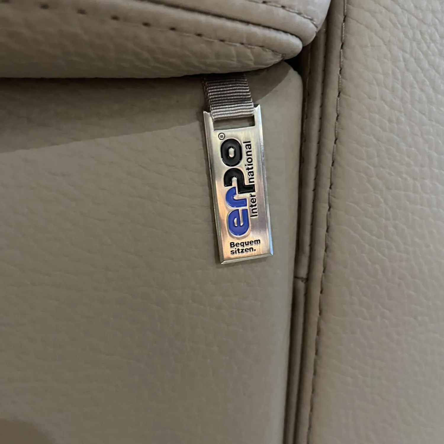 Erpo Relaxsessel|Einzelsessel CL 142.15 A Leder 43.400 Stone Drehteller Mit Rückholfunktion