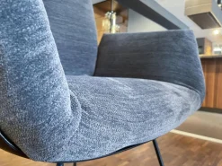 COR Stuhlsets|4er Set Armlehnstuhl Alvo Schale Schwarz Stoff 8145 Dunkelgrau Drahtgestell 4 Fuß Schwarz