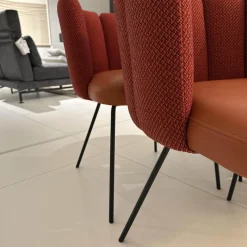 KFF Stuhlsets|6er Set Armlehnstuhl Gaia Rücken Stoff Rohi Cleo Lampion Rot Orange Sitz Leder Sauvage Terracotta Rot Gestell Schwarz