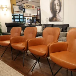 Gealux Stuhlsets|4er Set Armlehnstuhl Madison Leder Polo 10 93 Braun Drehgestell Metall Schwarz Inklusive Filzgleiter