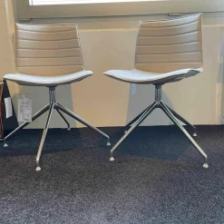 Arper Stuhlsets|2er Set Catifa 46 Stuhl Stoff Field 2 Farbe FI00123 Beige mit Drehbarem Sternfuß