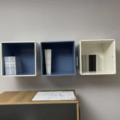 Mauser Regale|3er Set Offenes Hängeelement Aus Element X Ausführung RAL 9010 Reinweiß Und RAL 5014 Taubenblau