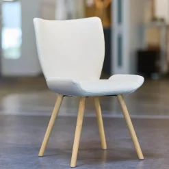 Scholtissek Stuhlsets|4er Set Polsterstuhl Kasaar Sitz Und Rücken Leder Preistige M133 Altweiß Weiß Gestell Gedrehte Holzbeine Eiche Natur Geölt