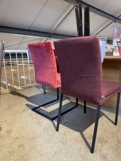 Global Stuhlsets|6er Set Saragossa Stoff Rot Verschiedene Farbtöne Gestell 2x Freischwinger Metall Schwarz Pulverbeschichtet 2x 4 Fuß Metall Schwarz Pulverbeschichtet Und 2x Kufen Metall Schwarz Pulverbschichtetet