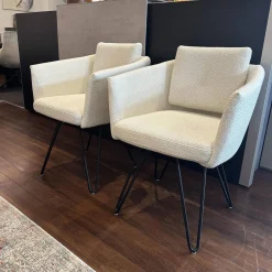 Rom Stuhlsets|2er Set Stuhl Alva Stoff Amiri Offwhite Weiß Füße Schwarz Mit Armlehnen