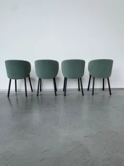 Kristalia Stuhlsets|4er Set Stuhl Dua Stoff Erimiti Regal E036 Grün Grau Gestell Holz Schwarz Lackiert