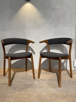 Zoom by Mobimex Stuhlsets|2er Set Stuhl Embra Stoff Steelcut Trio 383 Grau Gestell Nussbaum Natur Lackiert