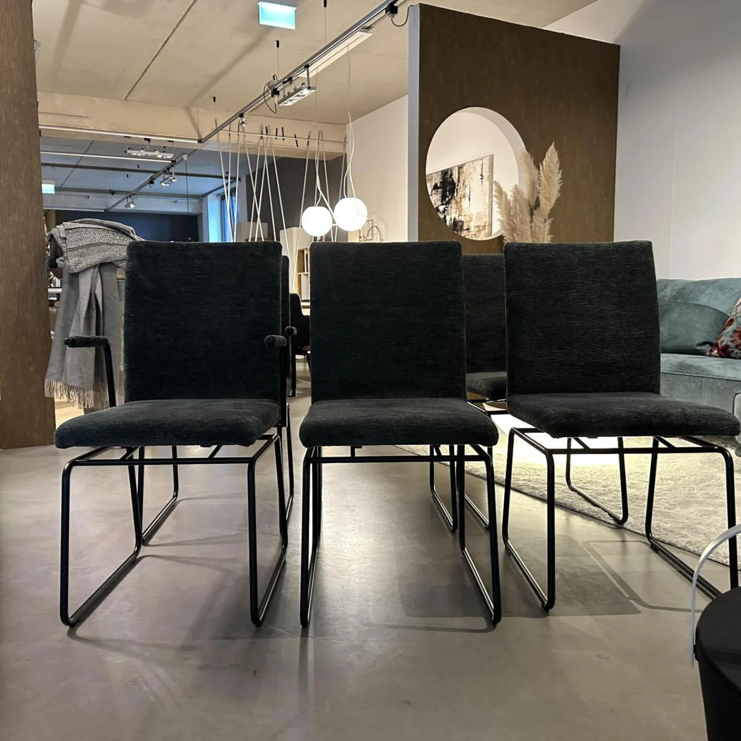 Bacher Stuhlsets|6er Set Stuhl Filon Stoff Cloud Hunter 156 Grün Kufengestell Metall Schwarz Tiefmatt Pulverbeschichtet Mit Schwingmechanik