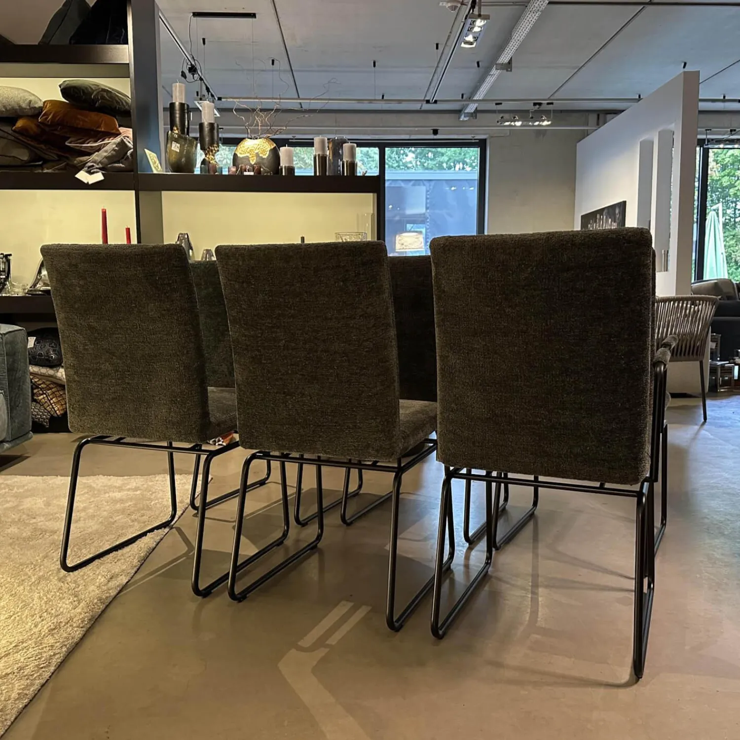 Bacher Stuhlsets|6er Set Stuhl Filon Stoff Cloud Hunter 156 Grün Kufengestell Metall Schwarz Tiefmatt Pulverbeschichtet Mit Schwingmechanik