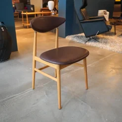 Gubi Stuhlsets|6er Set Stuhl Gent Leder Kastanienbraun Gestell Eiche Geölt