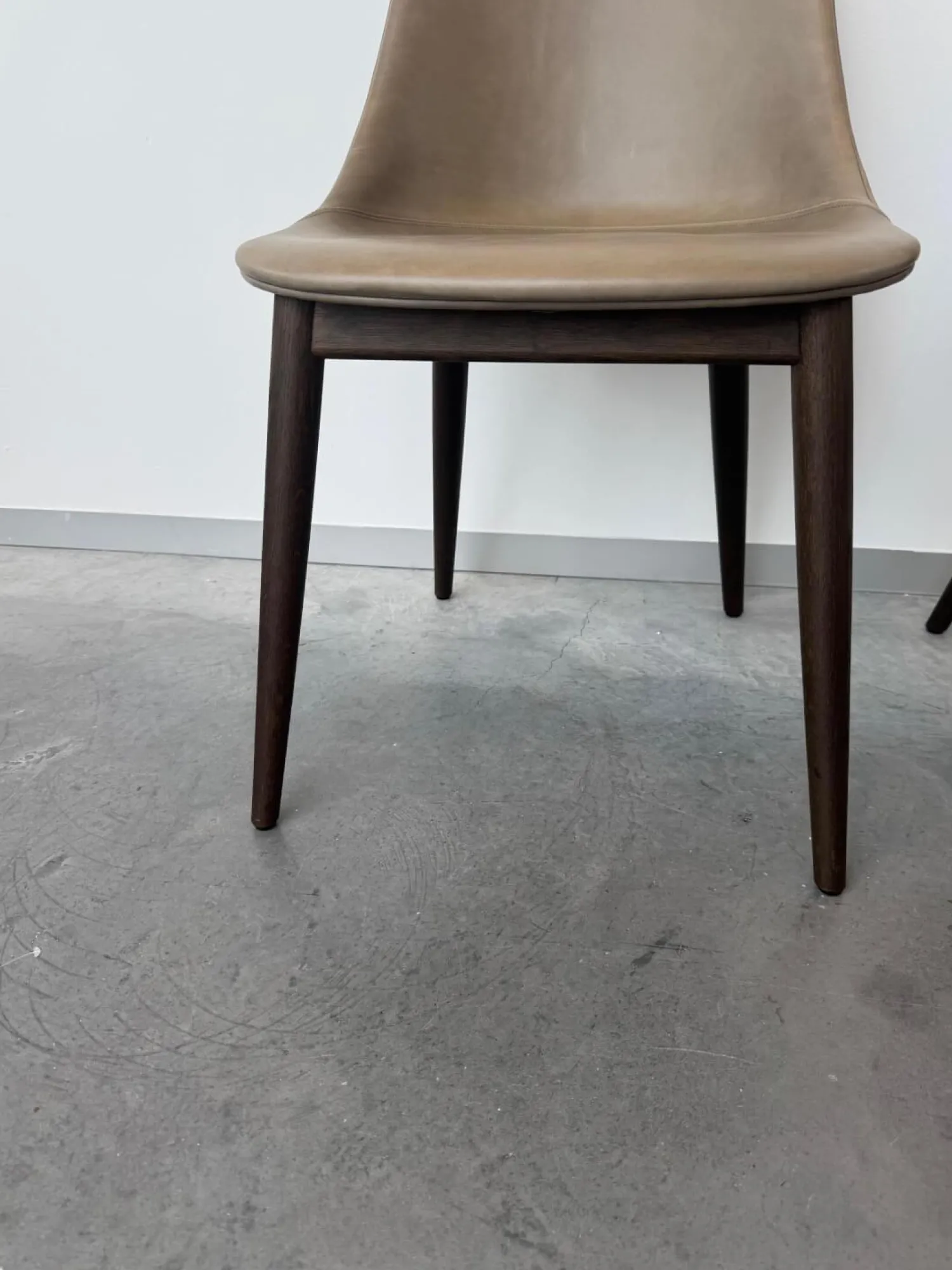 Menu Stuhlsets|2er Set Stuhl Harbour Leder Dakar Grey Braun Grau Gestell Eiche Dunkel Gebeizt