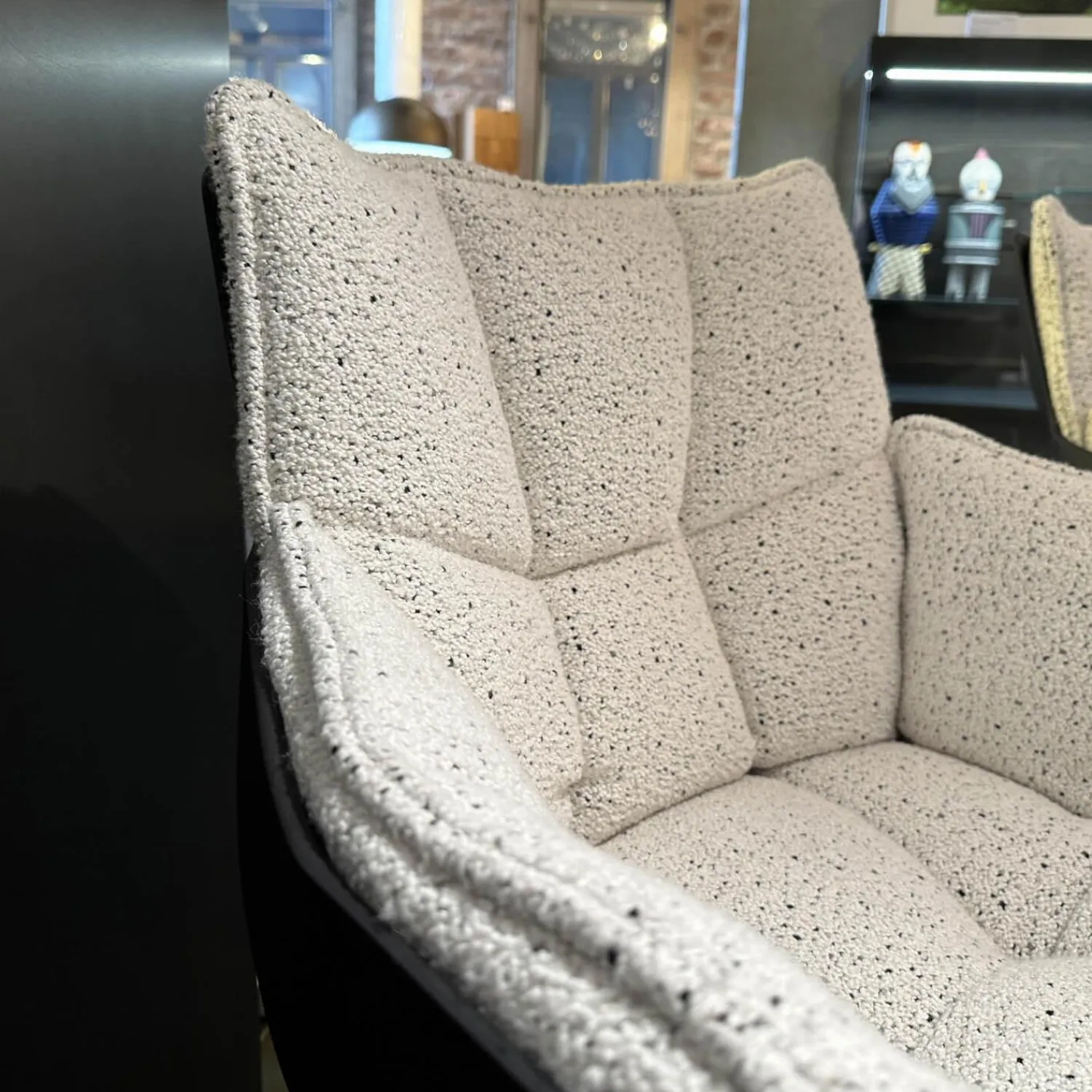 B&B Italia Stuhlsets|2er Set Stuhl Husk Stoff Sambuco 2619100 Weiß Schale Polyurethanharz Anthrazit Gestell Schwarz Verchromt Lackiert