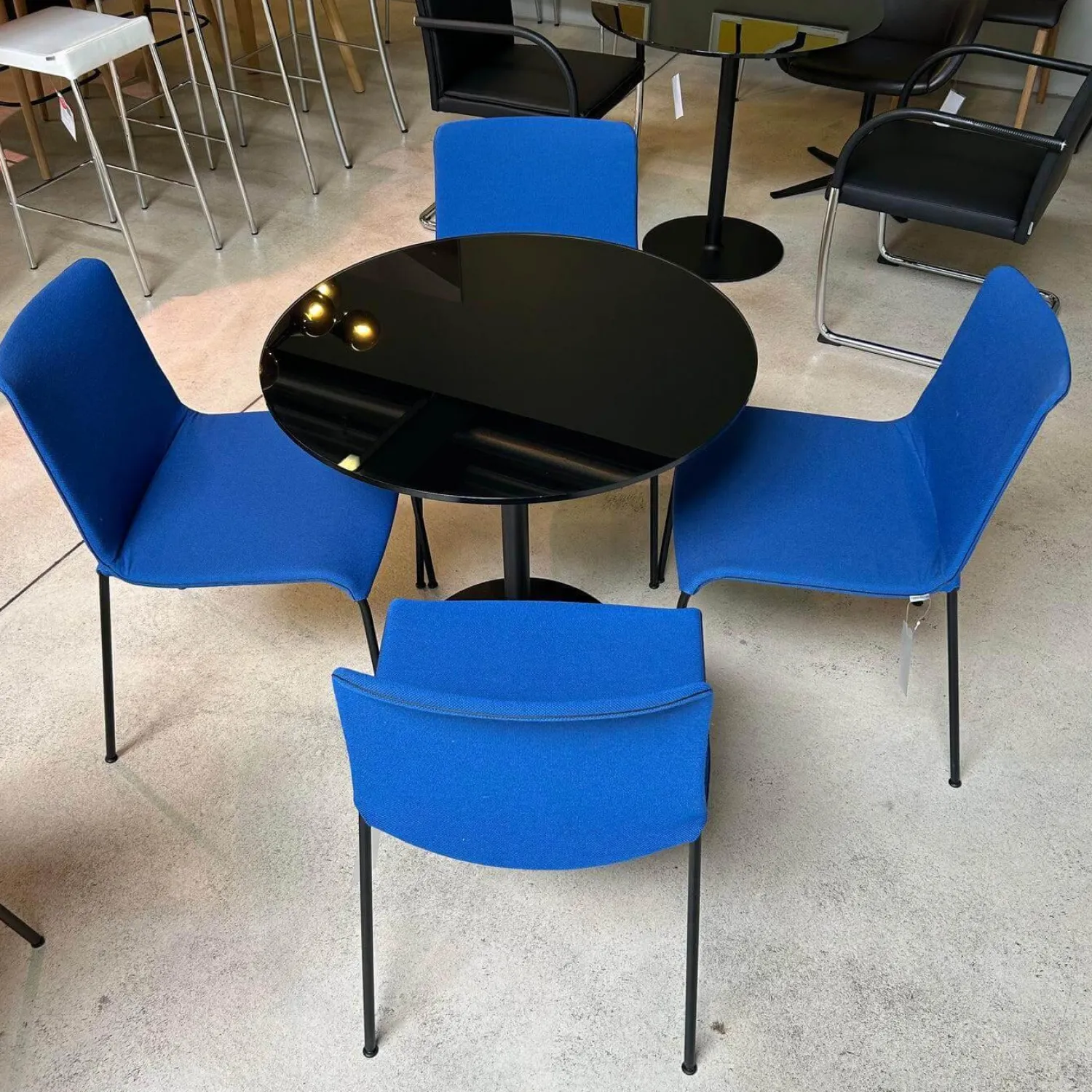 Walter Knoll Stuhlsets|4er Set Stuhl Liz 1300 Stoff Steelcut Trio Blau Gestell Stahl Schwarz Matt Pulverbeschichtet Mit Kunststoffgleitern