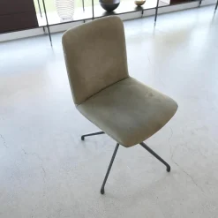 Riva1920 Stuhlsets|4er Set Stuhl Materia Soft Leder Nabuk Nubuk 104 Salvia Grau Aluminiumgestell Base Irondust Schwarz Drehbar