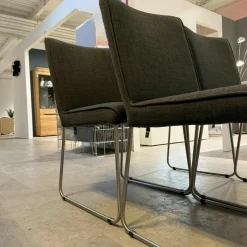 Hülsta Stuhlsets|4er Set Stuhl Now Dining S21 Flachgewebe Anthrazit Metallgestell Kufen Chrom