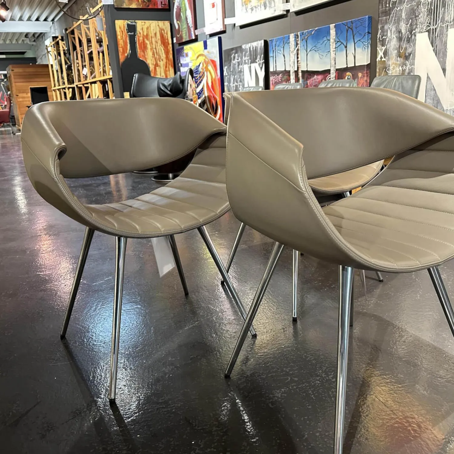 Dauphin Home Stuhlsets|4-er Set Stuhl Perillo Leder Royal Reed Vierfußgestell Aluminium